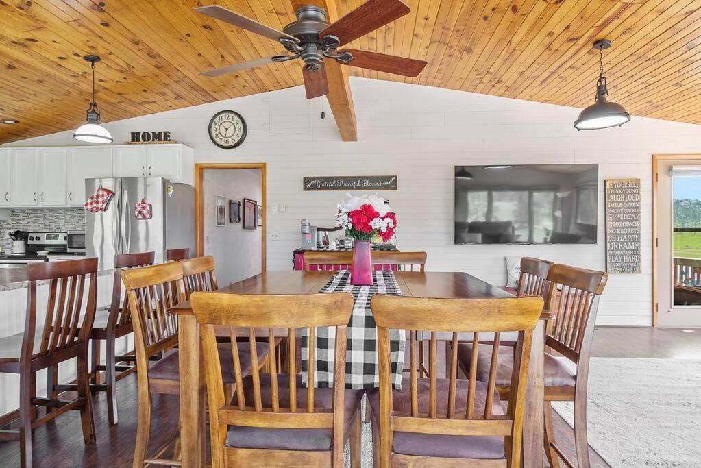 Papa'S Place On Willow Creek 커스터 외부 사진